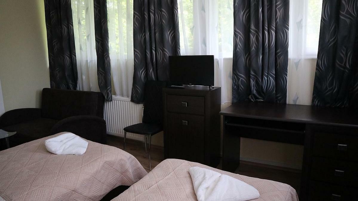 Hotel Szlovak Panzio à Bekescsaba Extérieur photo